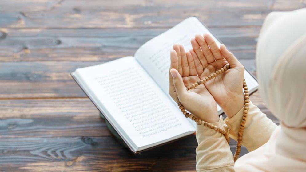 পাঁচ ব্যক্তির দোয়া কখনোই কবুল হয় না