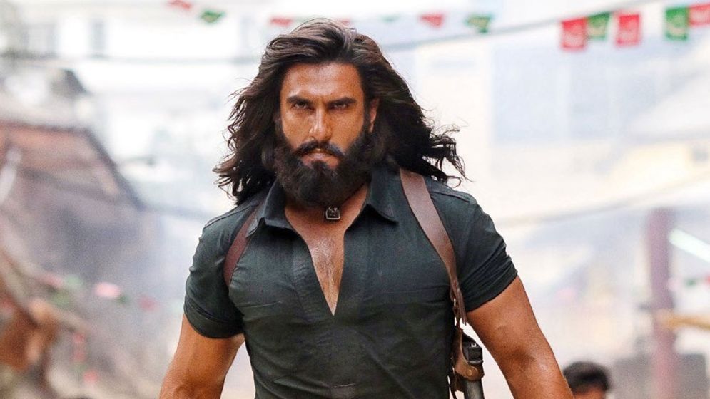 ভারতের বক্স অফিস কাঁপাচ্ছে, অথচ মধ্যপ্রাচ্যে নিষিদ্ধ ‘ধুরন্ধর’