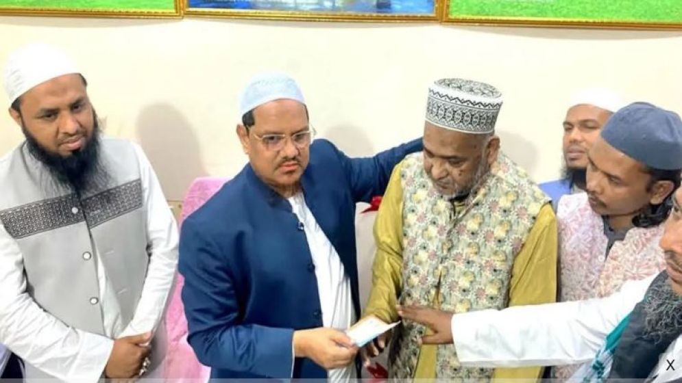 বিএনপির মনোনয়ন না পেয়ে ইসলামী আন্দোলনে যোগ দিলেন তিনি