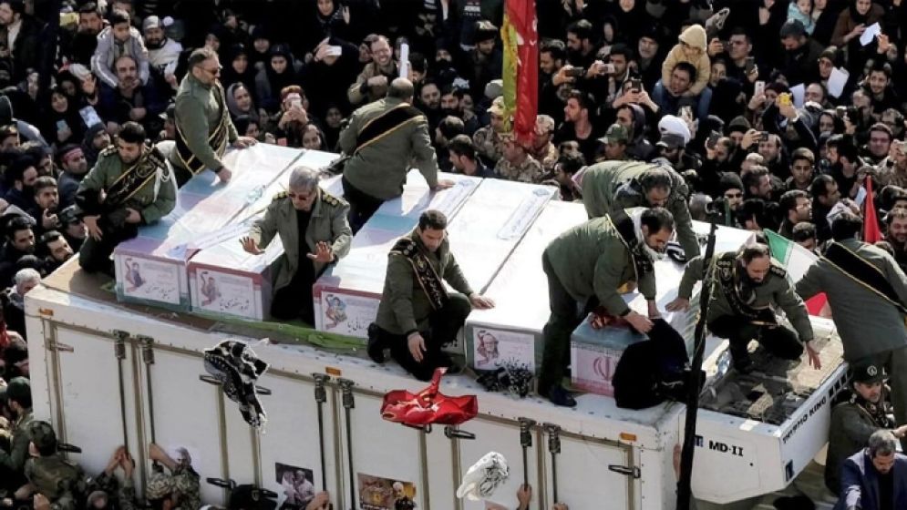ফেসবুকে ভাসছে ইরানের কাশেম সোলাইমানির লাশের গাড়ি