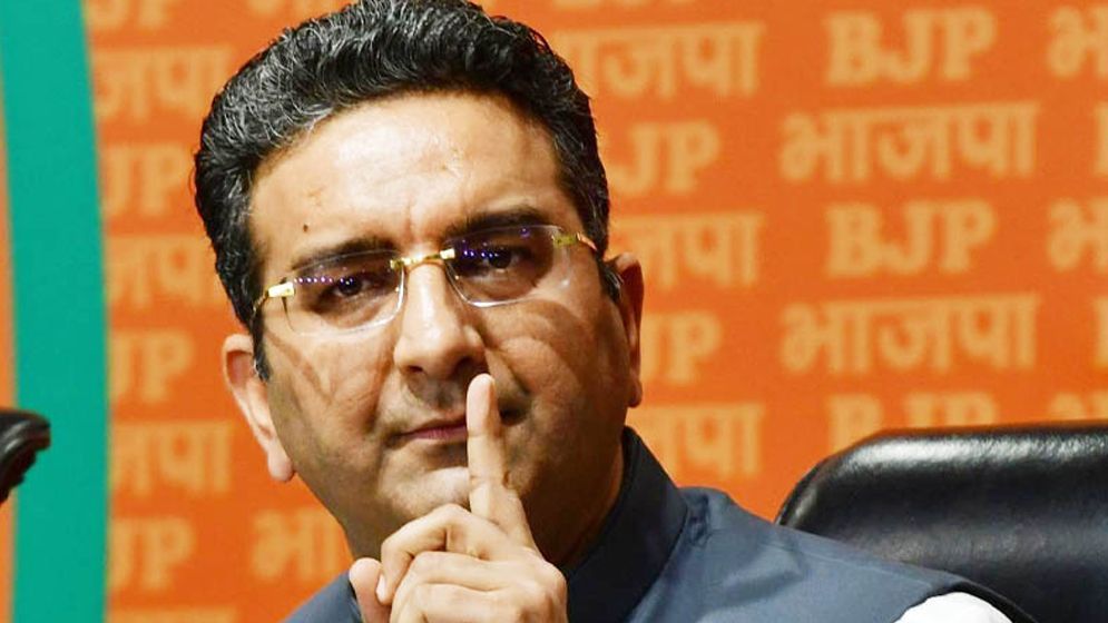 ‘হিন্দু-মুসলিম দাঙ্গা বাধাতে চাইছেন মমতা’