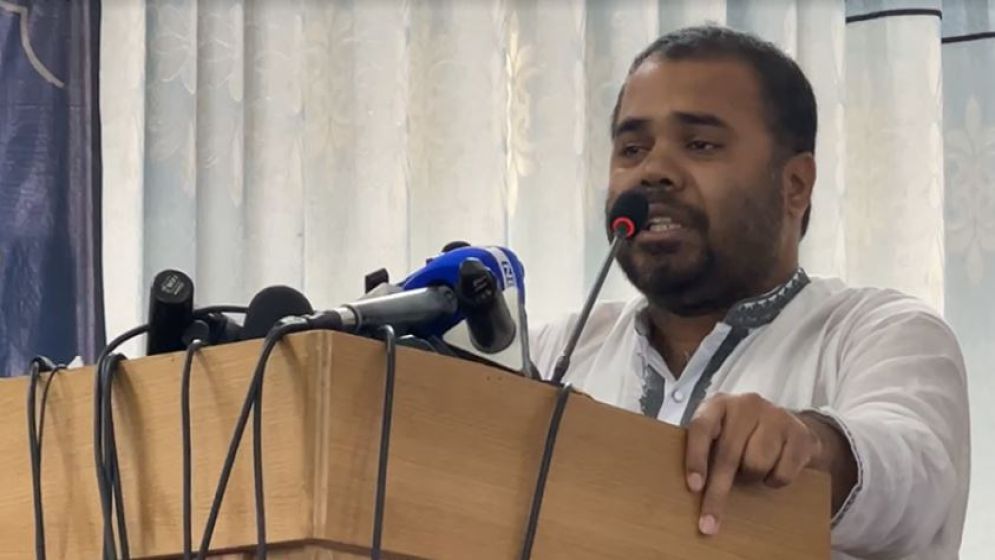 আর্থিক অনুদান নয়, ওসমান হাদির অসমাপ্ত বিপ্লবকে সমাপ্ত করার আহ্বান