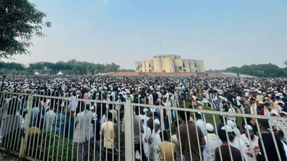 নারীদের জানাজায় অংশগ্রহণ নিয়ে যা বলে ইসলাম