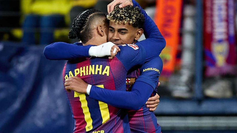 রিয়ালের সঙ্গে বড় ব্যবধান রেখে বছর শেষ বার্সার