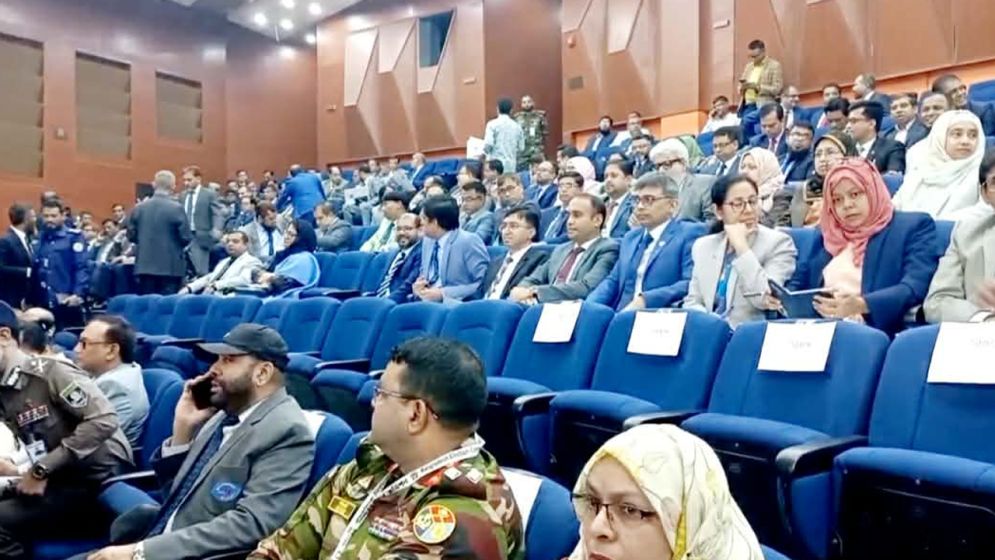 ডিসি-এসপিদের সঙ্গে বৈঠকে ইসি