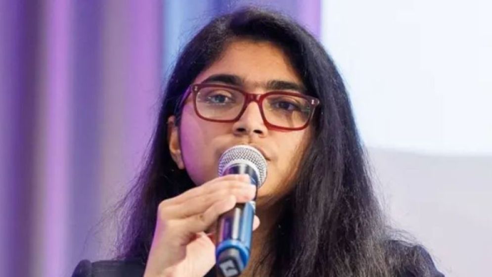 ৭ ঘন্টায় ১২ লাখ টাকা নির্বাচনী তহবিল সংগ্রহ এনসিপির তাসনিম জারার