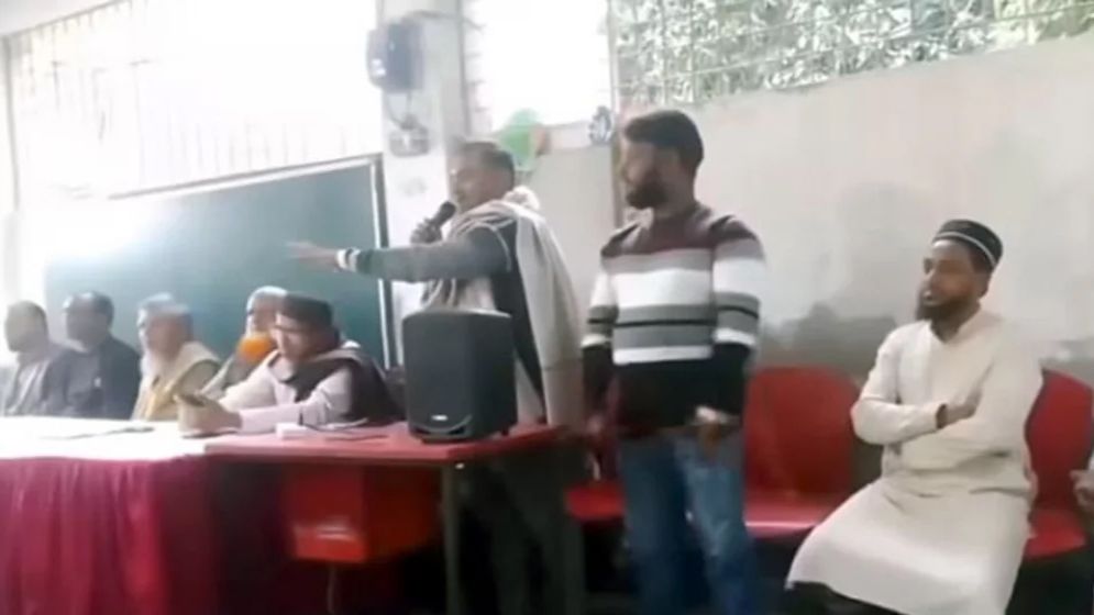 ধানের শীষের বাইরে গেলে ‘পিঠের বাকলা রাখব না’: যুবদল নেতা