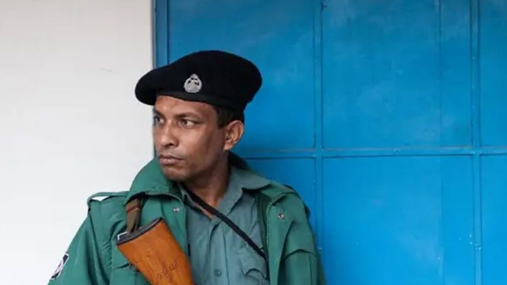 কে এবং কেন গানম্যান পায়, আবেদন করবেন যেভাবে