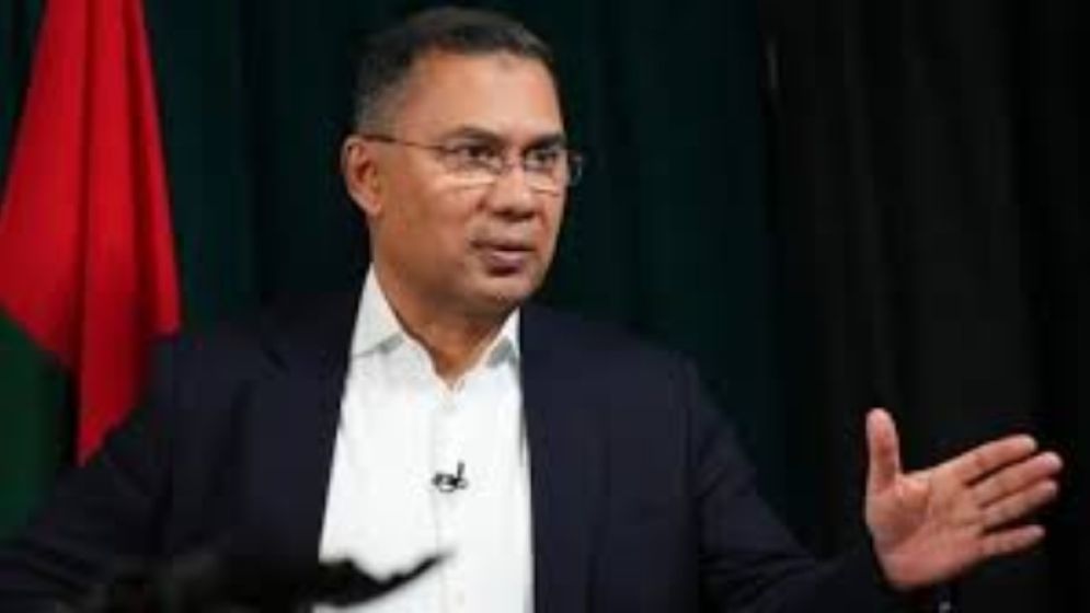 তারেক রহমানের দেশে ফেরা ঘিরে ১০ প্রশ্নের জবাব দিলেন উপদেষ্টা