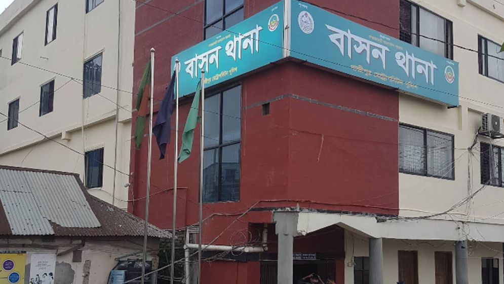 স্ত্রীকে হত্যার পর শ্বশুরকে ফোন করে লাশ নিয়ে যেতে বললেন স্বামী