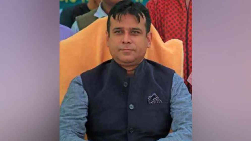 মনোনয়ন ফরম সংগ্রহ করলেন ব্যারিস্টার তৌফিকুর রহমান