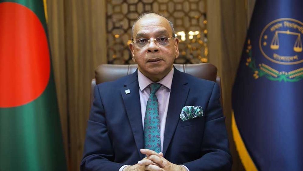 অবসরে দেশের ২৫তম প্রধান বিচারপতি ড. সৈয়দ রেফাত আহমেদ