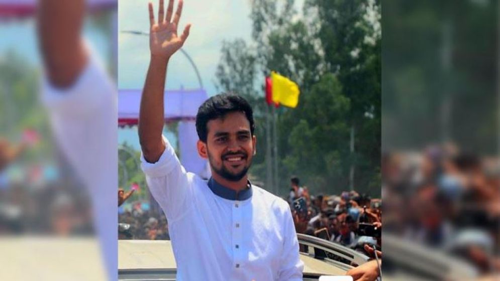 ঢাকা ১০ ও কুমিল্লা ৩ আসনে যৌথ ভাবে মনোনয়নপত্র সংগ্রহ করলেন আসিফ