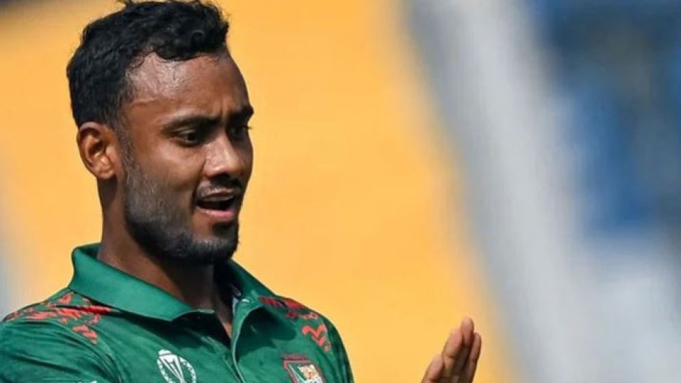 মাথায় আঘাত পেয়ে হাসপাতালে শরিফুল