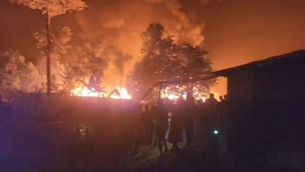 টেকনাফে রোহিঙ্গা ক্যাম্পে ভয়াবহ আগুন