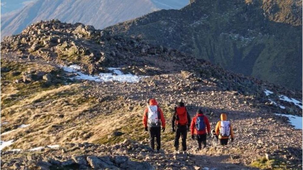 উত্তর ইংল্যান্ডে হাড়কাঁপানো শীতের সতর্কতা জারি