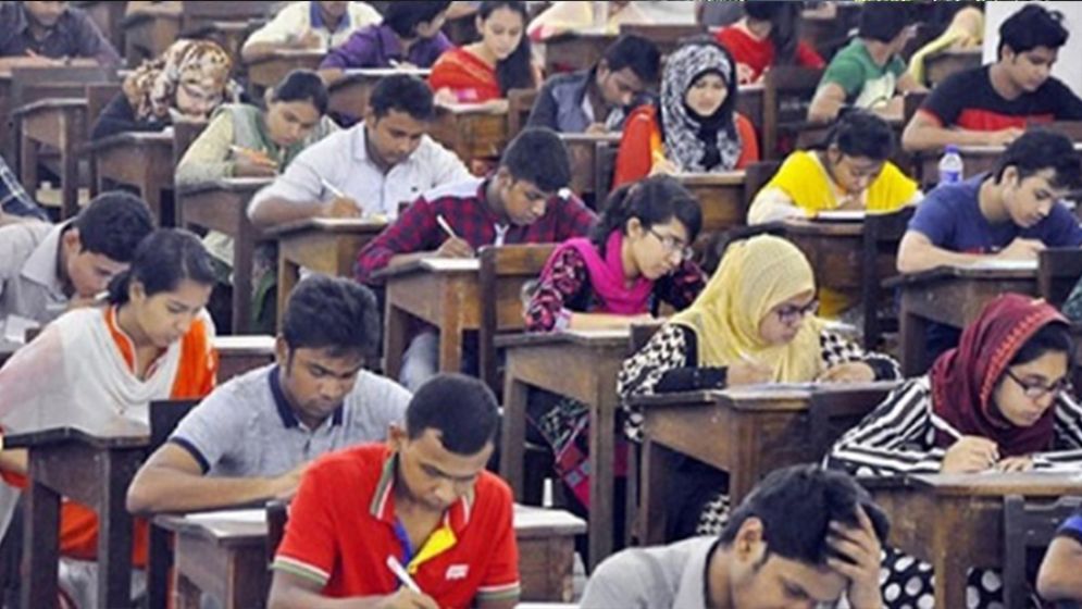 আরও এক নিয়োগ পরীক্ষার তারিখ পেছাল