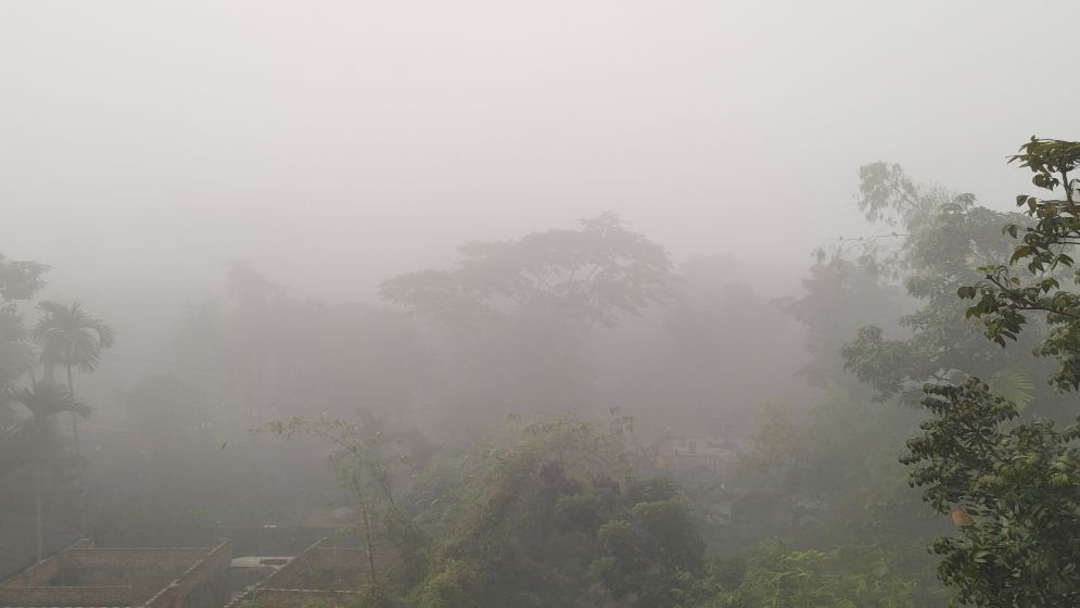 ঠান্ডায় স্থবির জনজীবন, কুড়িগ্রামে তাপমাত্রা নামল ১০ ডিগ্রিতে