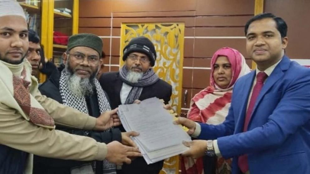 নির্বাচন করতে যুক্তরাজ্যের নাগরিকত্ব ছাড়া প্রার্থীর মনোনয়ন বাতিল