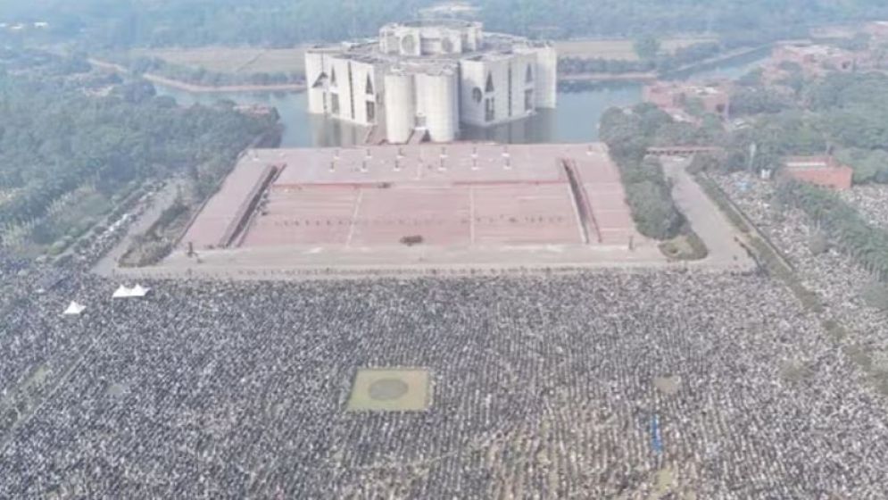 কতজন মানুষ জানাযায় অংশ নিলে মাইয়াত শাফায়াত পায়? হাদিস কি বলে?