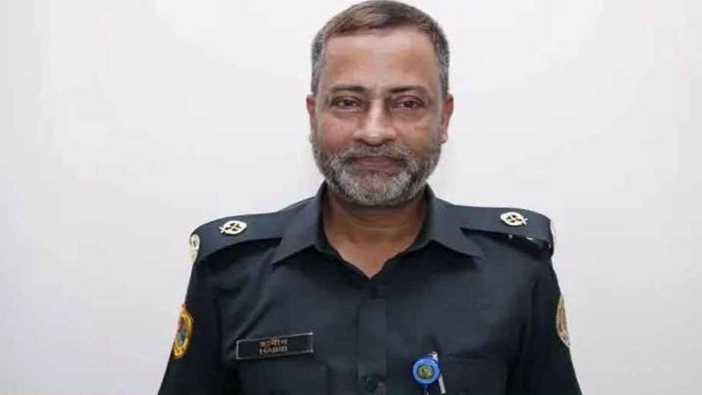 ‘নিলাম নাটক’ সাজিয়ে সরকারি বাইক বিক্রি করে ধরা জেল সুপার