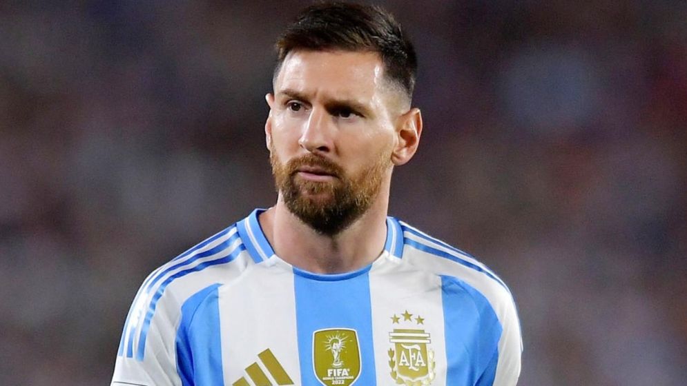 অবসরের সিদ্ধান্তের পর মরে যেতে ইচ্ছে হচ্ছিল : মেসি