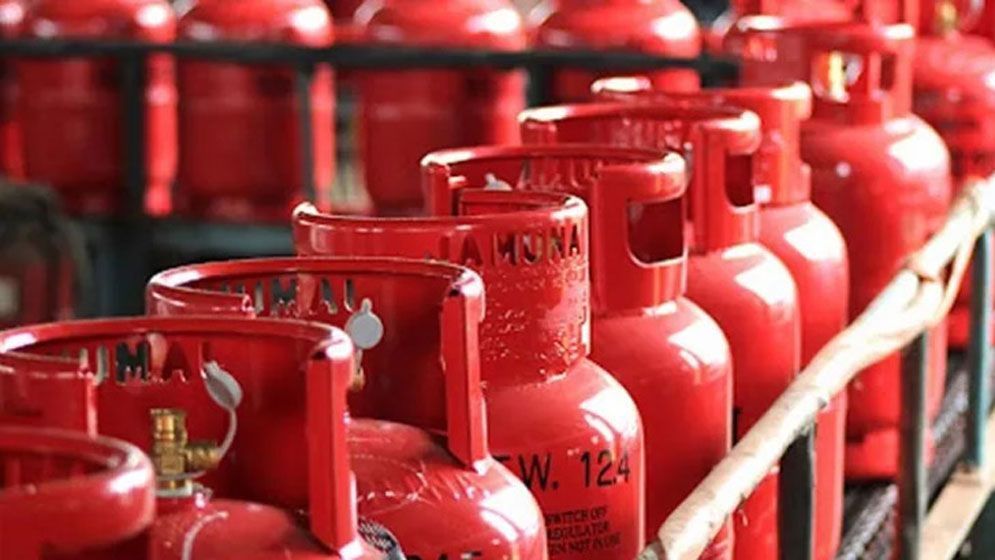 সারা দেশে সিলিন্ডার গ্যাস বিক্রি বন্ধের ঘোষণা, কারণ জানা গেল