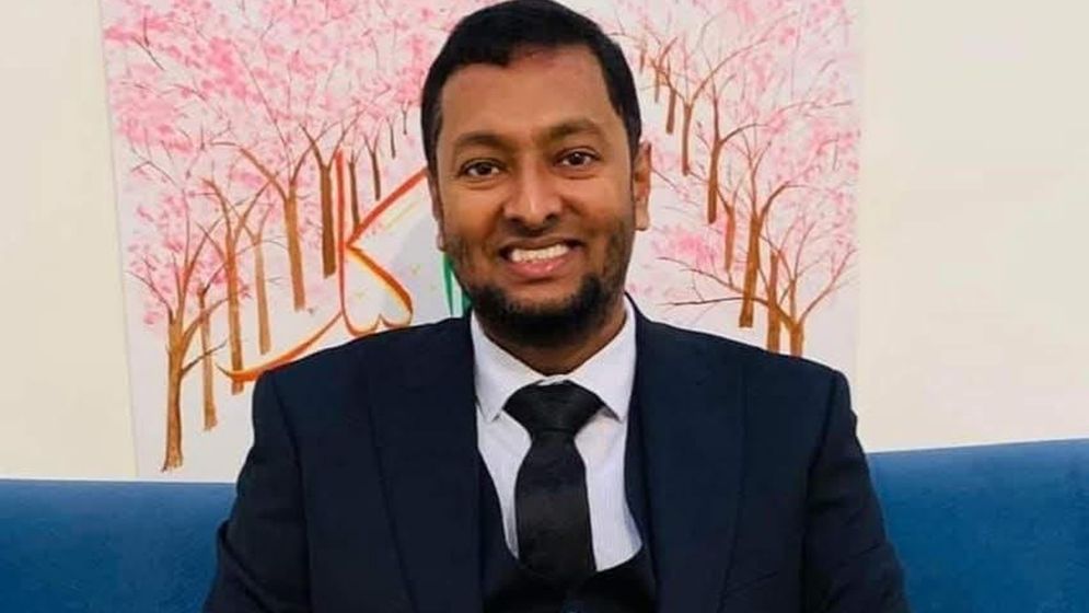 ‘বিড়িতে সুখটান’ দিয়ে দাঁড়িপাল্লায় ভোট চাইলে আল্লাহ ‘গুনাহ মাফ’ করতে পারেন