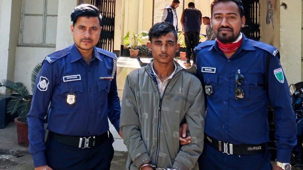 হাত-পায়ের নখে সুই ঢুকিয়ে কিশোরকে নির্যাতন, আরেক আসামি গ্রেফতার