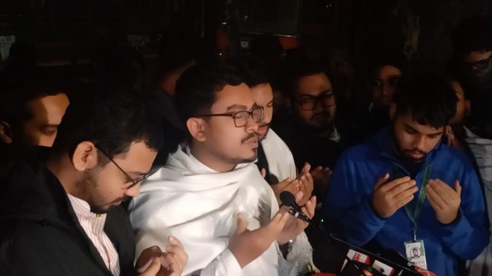 ডাকসুর উদ্যোগে ঢাবিতে সান্ধ্যকালীন বাস সার্ভিস, চলবে কুমিল্লা পর্যন্ত