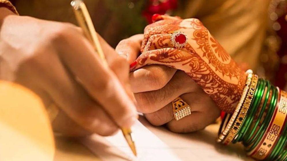 ‘দ্বিতীয় বিয়েতে আগের স্ত্রীর অনুমতি’: যেভাবে ছড়িয়ে পড়ে বিভ্রান্তি