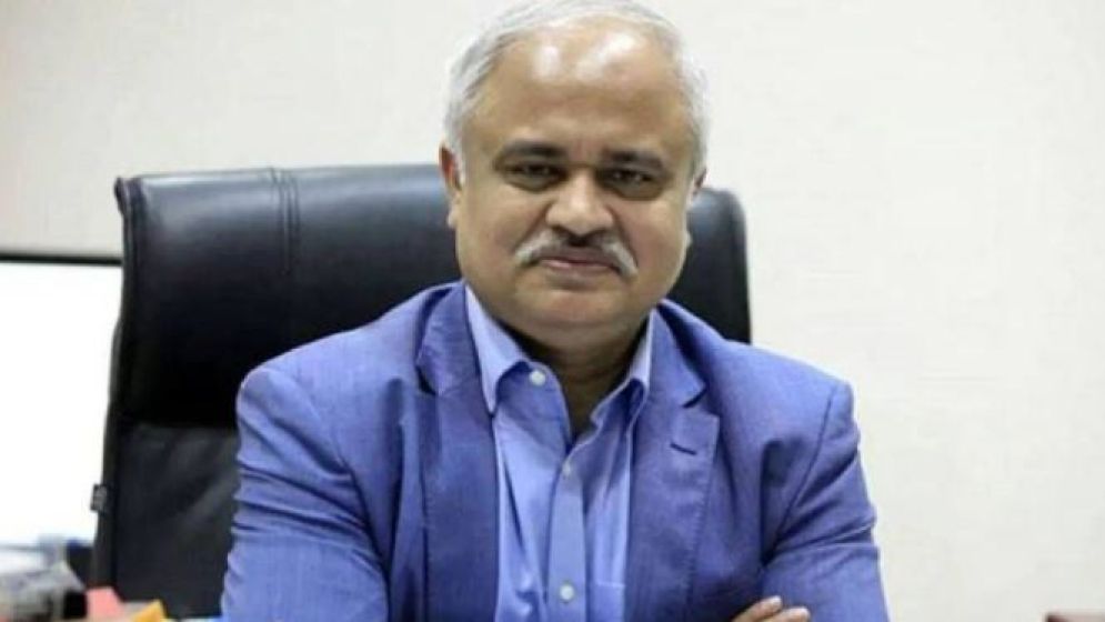 সাংবাদিক নঈম নিজামসহ ৩ জনের বিরুদ্ধে মামলা বাতিল, অব্যাহতি