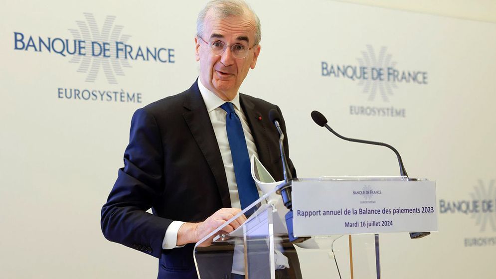 ভয়ংকর সংকটের দিকে এগোচ্ছে ফ্রান্সের অর্থনীতি