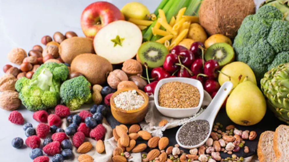 যেসব খাবার ভেতর থেকে শরীর গরম করে