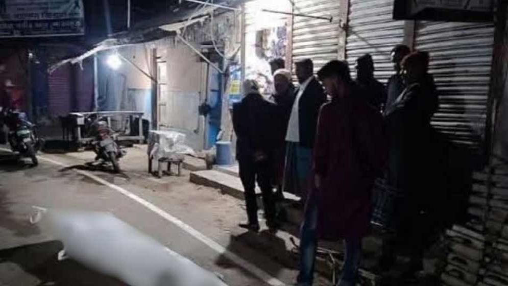 বিএনপির ‘ত্যাগী কর্মী’ দাবি করায় সভায় হট্টগোল, পরে পিটিয়ে হত্যা