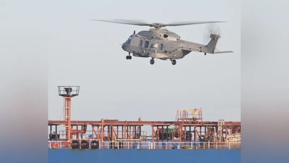 রাশিয়া থেকে আসা ট্যাংকার জব্দ করল ফ্রান্স