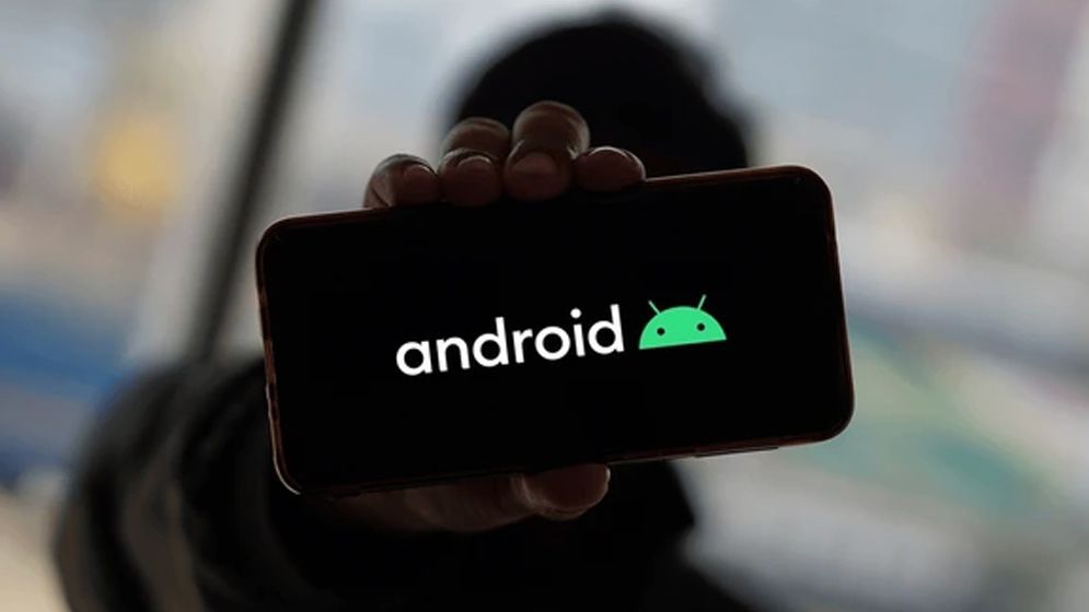 অ্যান্ড্রয়েড ফোনে যেসব কাজ না করলে হতে পারে বিপদ