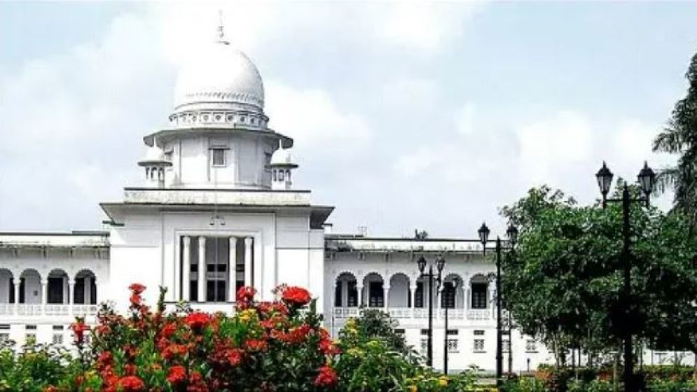 পিনাকীর বিরুদ্ধে আদালত অবমাননার অভিযোগ আনার আবেদন