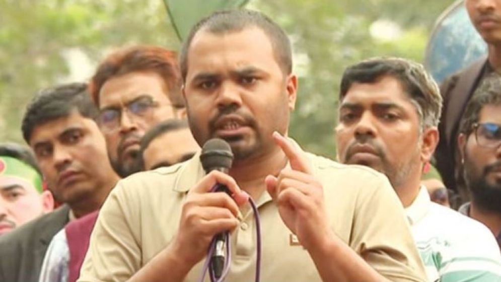 শাহবাগ থানায় জিডি হাদির মেজ ভাই শরীফ ওমরের