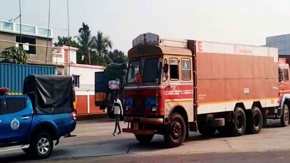 ভারত থেকে ৮ ট্রাকে ১২৫ টন বিস্ফোরক ঢুকলো দেশে, ঘটনা কী?