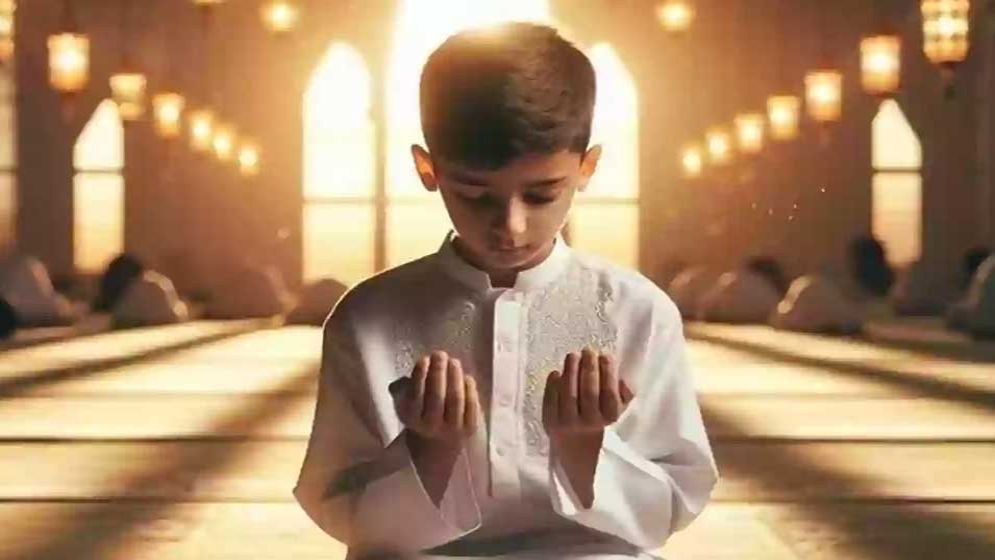 জ্ঞান বৃদ্ধির দোয়া: ছাত্র-ছাত্রীরা রমজানে যা বেশি পড়বে