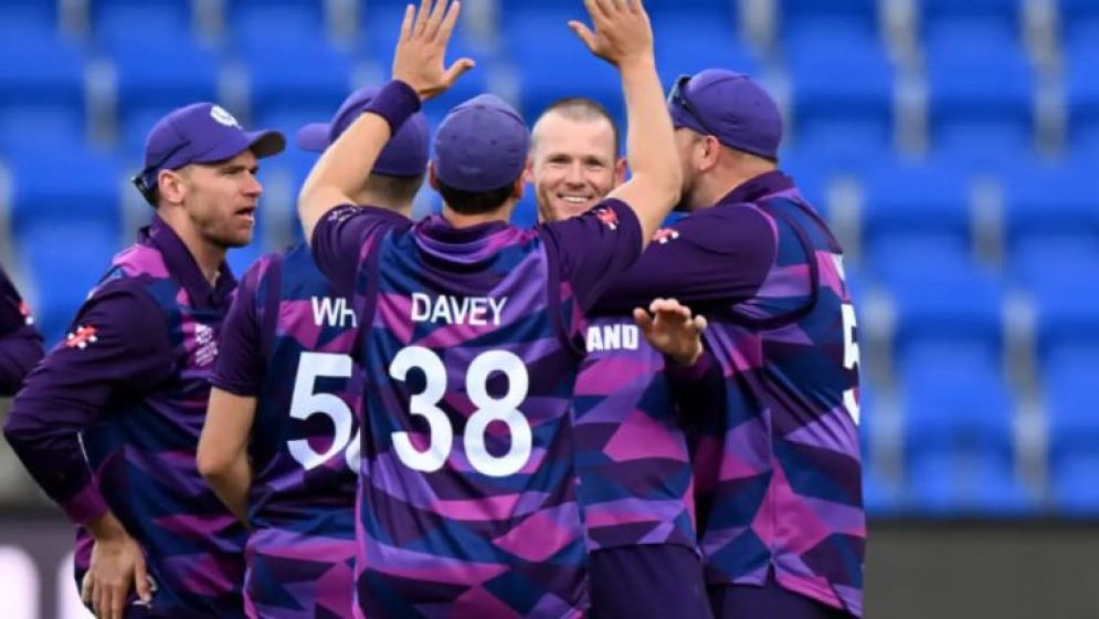 বিশ্বকাপে হঠাৎ সুযোগের পর বড় সংকটে স্কটল্যান্ড