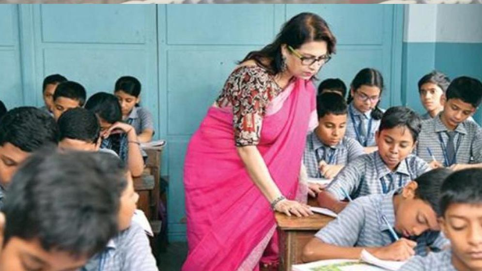 নিজ জেলায় কর্মরত শিক্ষকদের বদলির সুযোগ নেই