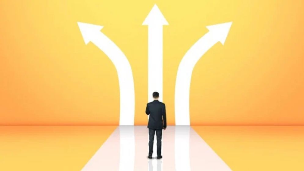 ক্যারিয়ারে সঠিক সিদ্ধান্ত নেওয়ার ৫ কৌশল