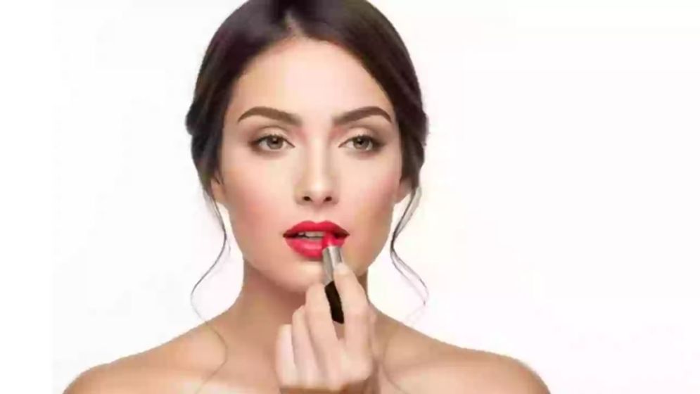 রোজা অবস্থায় লিপস্টিক বা মেকআপ ব্যবহার করা যাবে কি?