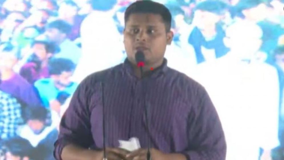 পরবর্তী বিপ্লব হবে মিডিয়া ও প্রশাসনের বিরুদ্ধে: হাসনাত আব্দুল্লাহ