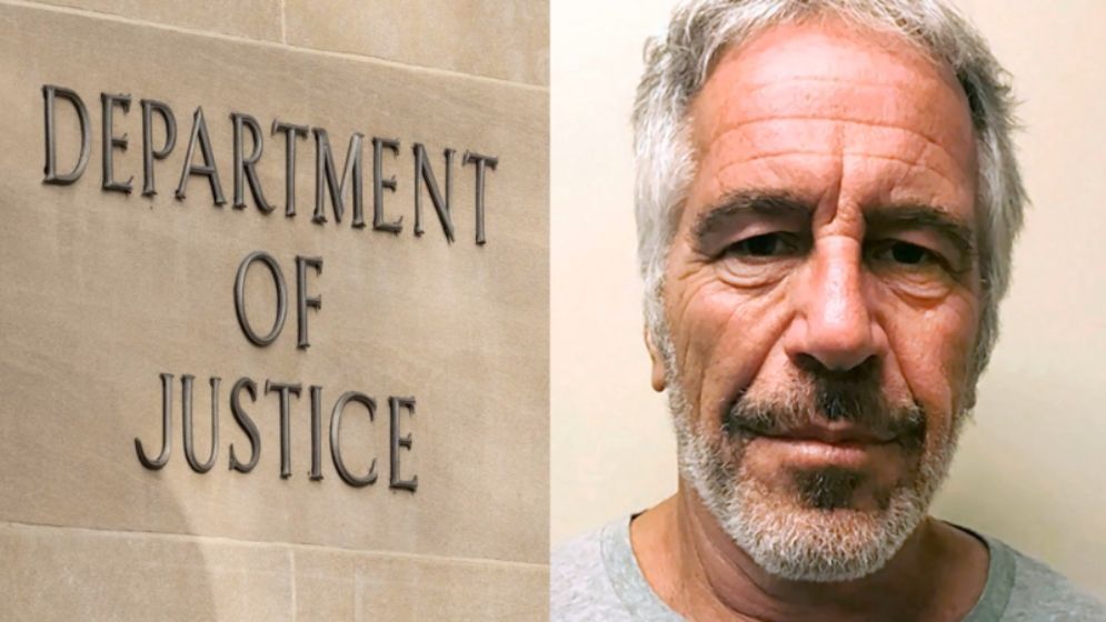 ফেঁসে যাচ্ছেন ট্রাম্প প্রশাসনের প্রভাবশালীরা