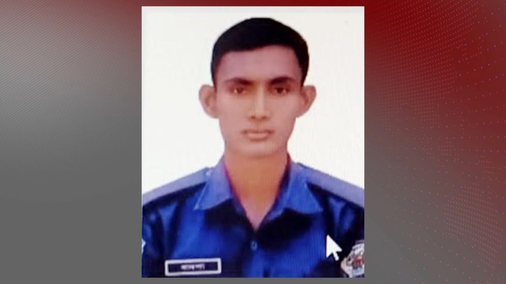 রেশন ও ওষুধ নিয়ে ফেরার পথে পুলিশ সদস্যের মর্মান্তিক মৃত্যু