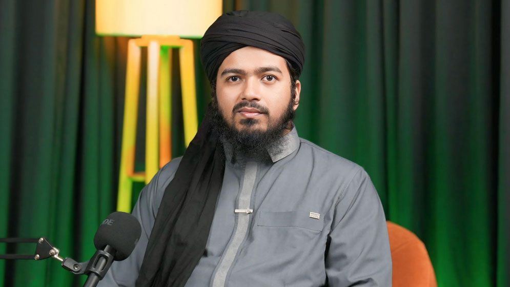 মুফতি আলী হাসান উসামার ফেসবুক স্ট্যাটাস ভাইরাল