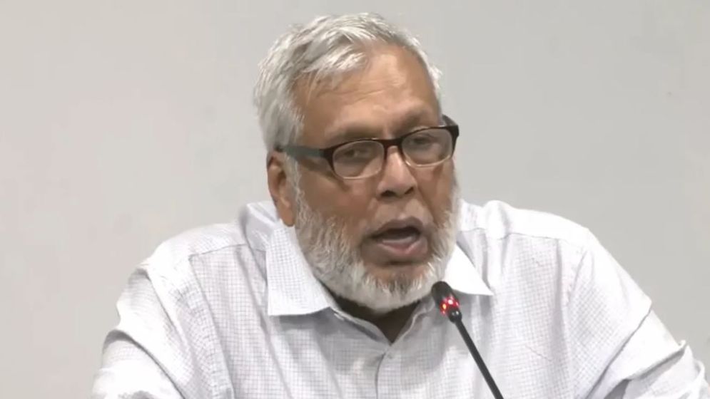 মধ্যরাতে উপদেষ্টার আবেগঘন পোস্ট